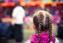 நகரத்தின் நடுவே அகதியாய்|கவிதை|முனைவர் கு. நாகம்மாள் நகரத்தின் நடுவே அகதியாய்-கவிதை-முனைவர் கு. நாகம்மாள்