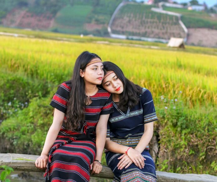 உழையர் கூற்றும் உணர்ச்சி வெளிப்பாடுகளும் உழையர் கூற்றும் உணர்ச்சி வெளிப்பாடுகளும்